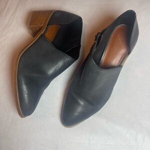 1. State Black Leather Cutout Low Heel Mules